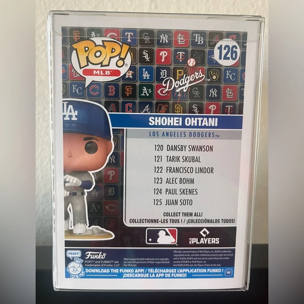 Funko Pop! MLB Chalice Exclusive: Shohei Ohtani #126 with Protector